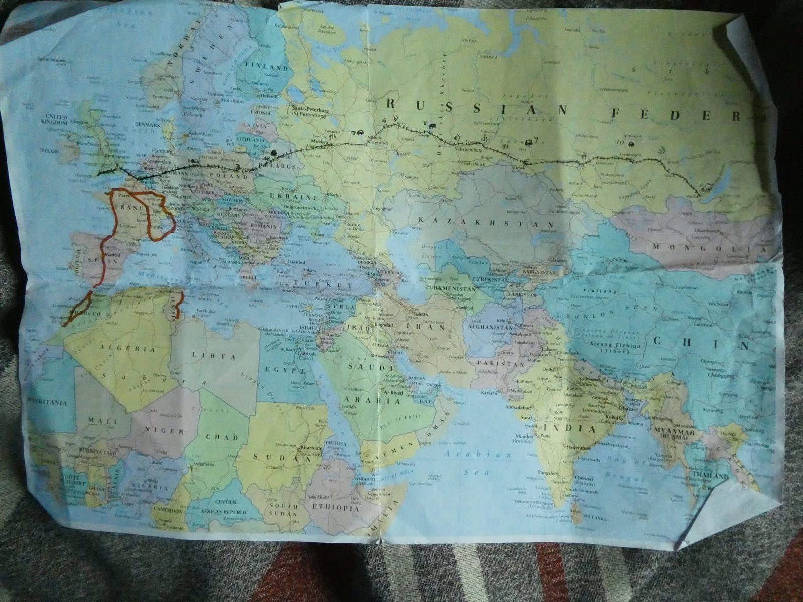 1000027710